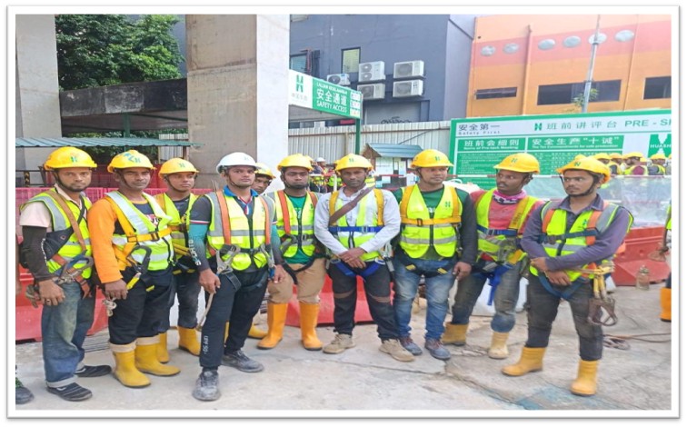 Tropical SVK Glory Site Team